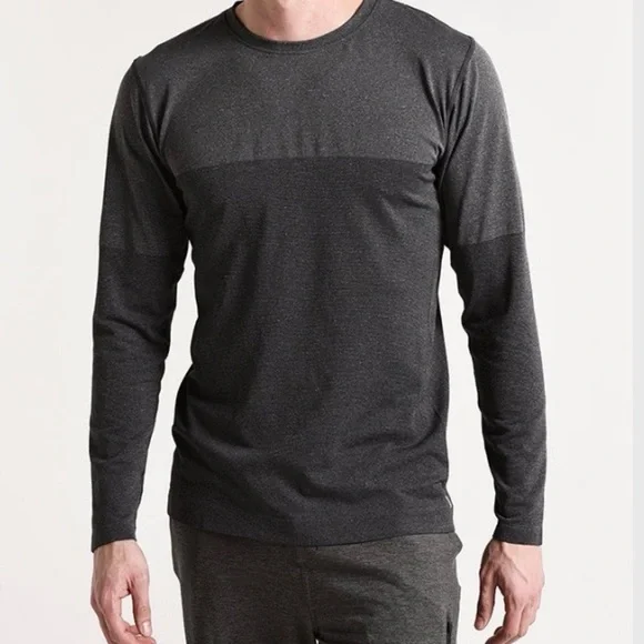 Vuori Seamless Men's Long Sleeve Current Tech Performance Tee - Picture 1 of 8